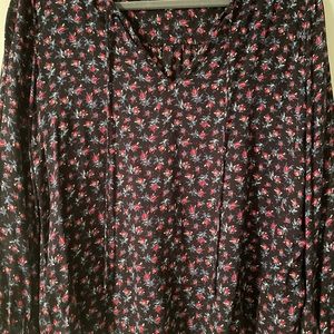 Lucky Brand floral blouse small